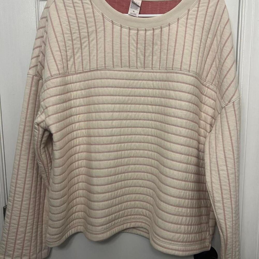 Auden Women's Cream and Tan Sweatshirt